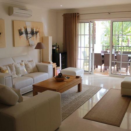 Luxury 3 Bedroom Apartment On Gated Complex Quarteira Kültér fotó