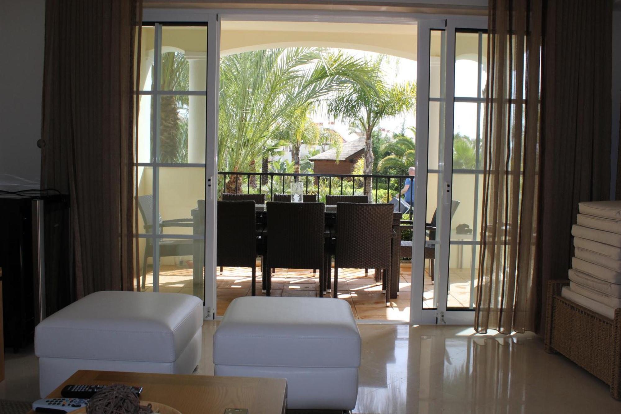 Luxury 3 Bedroom Apartment On Gated Complex Quarteira Kültér fotó