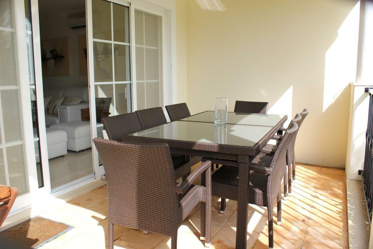 Luxury 3 Bedroom Apartment On Gated Complex Quarteira Kültér fotó